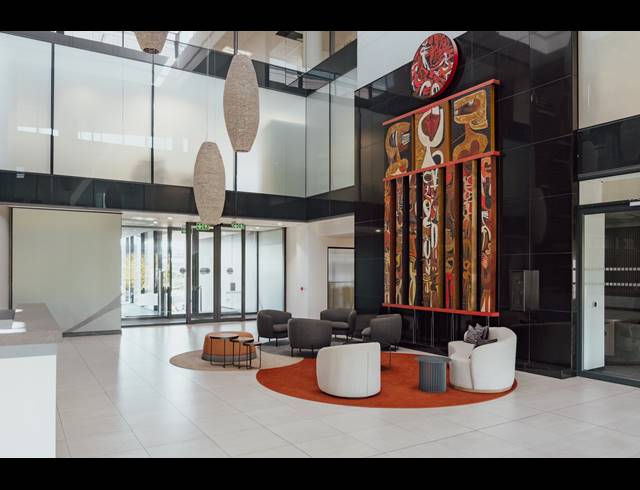 1,500M² OFFICE TO LET IN WATERFALL
